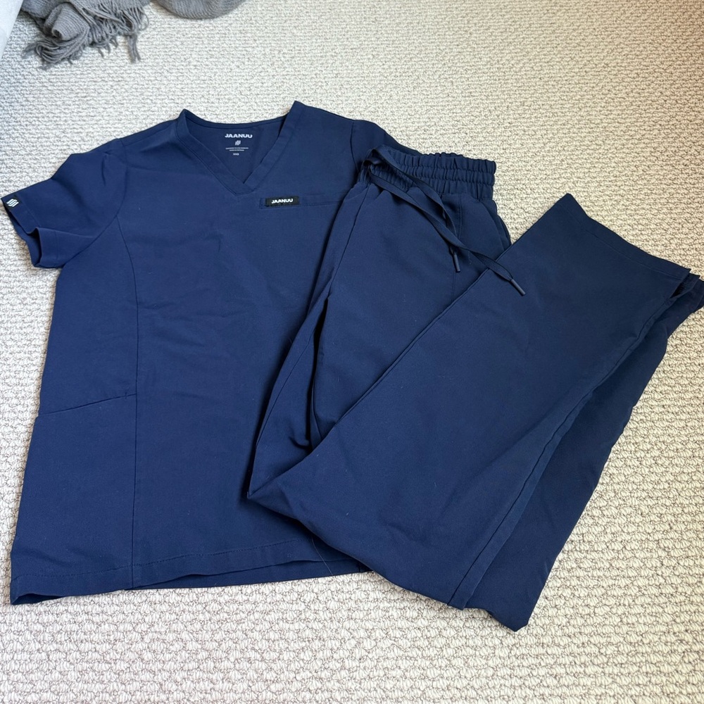 Jaanuu XXS navy scrub top and bottom